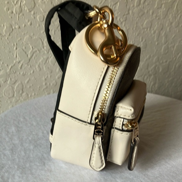 Coach: Brown & Cream Mini Backpack Bag Charm/Keychain - Picture 10 of 16